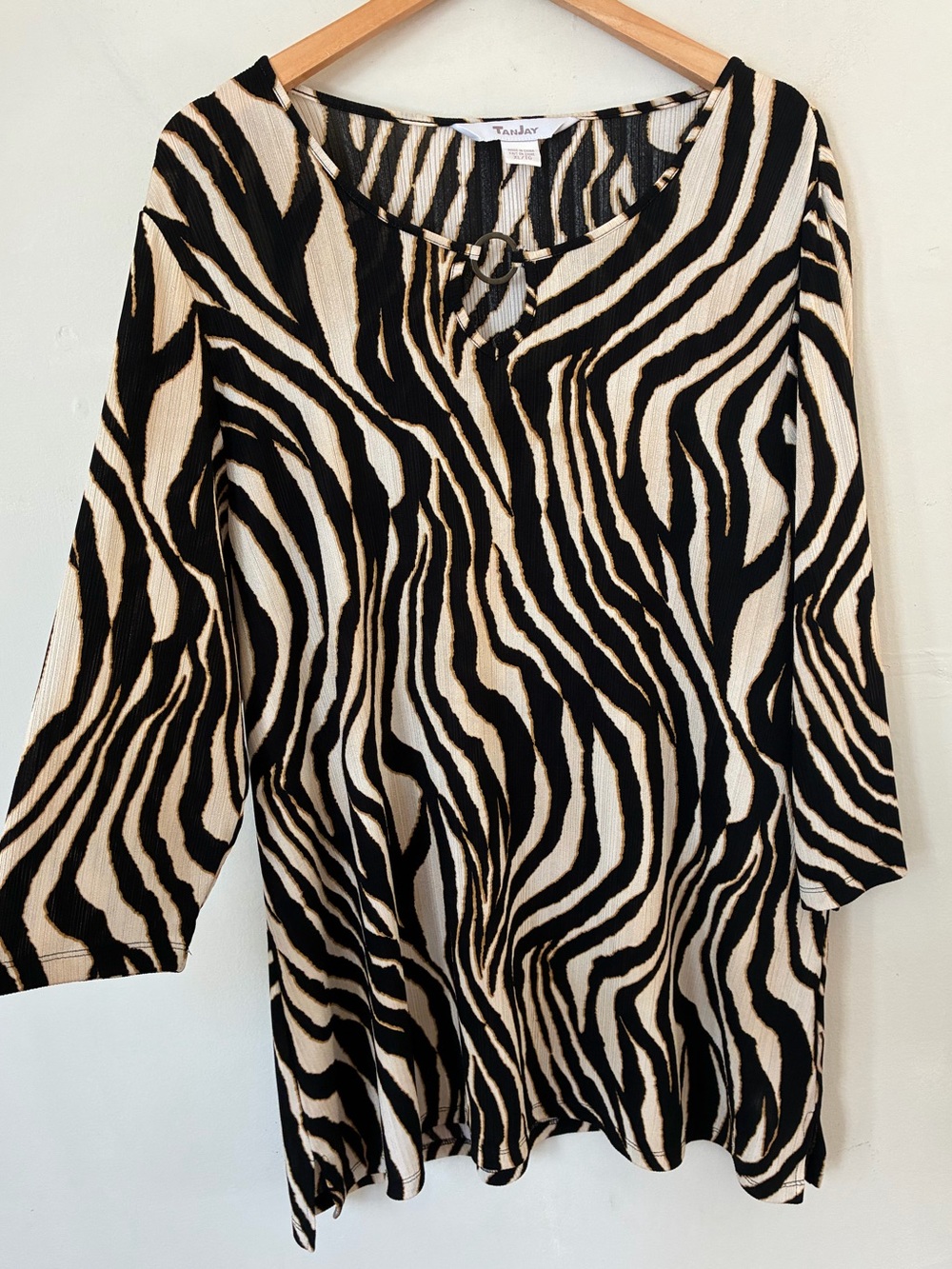 TanJay Women XL Zebra Print Tunic Top Black Tan Keyhole Ring Neck Minimalist